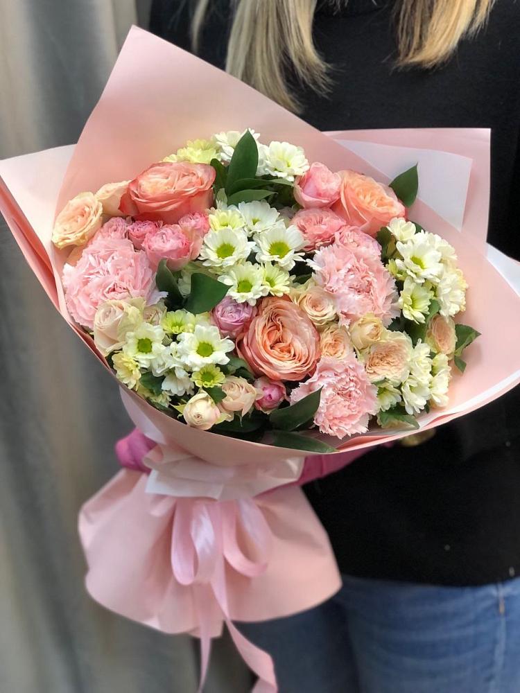 Букет цветов из: Гвоздики, Розы и Хризантемы в Речицы