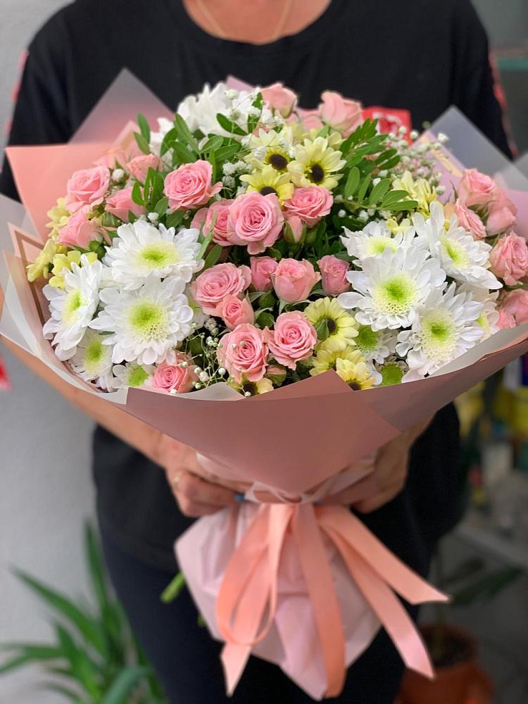 Букет цветов из: Розы и Хризантемы в Речицы