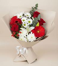 Букет цветов из:  Розы, Хризантемы, Герберы и Лилии в Речицы