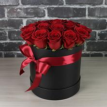 Цветочная композиция из Розы в шляпной коробке в Речицы