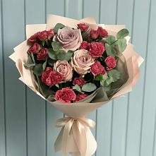 Букет цветов из:  Гвоздики и Розы в Речицы