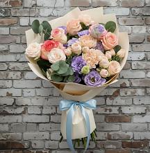 Букет цветов из:  Розы, Лизиантусы и Гвоздики #REPLACE_PRED# Речицы