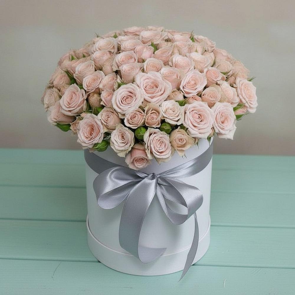 Цветочная композиция из Розы в шляпной коробке в Речицы